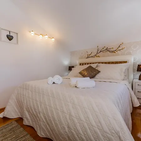 La Perla Apartamento *