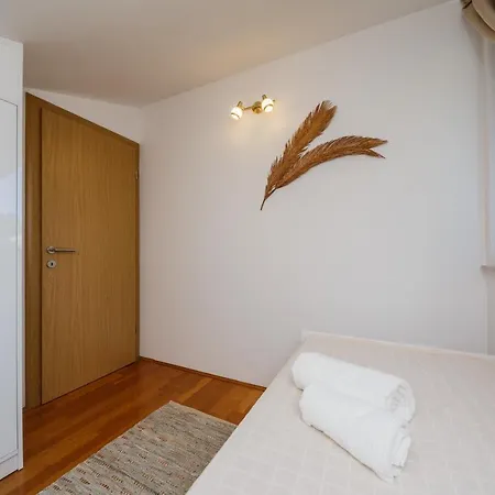 Apartment La Perla *