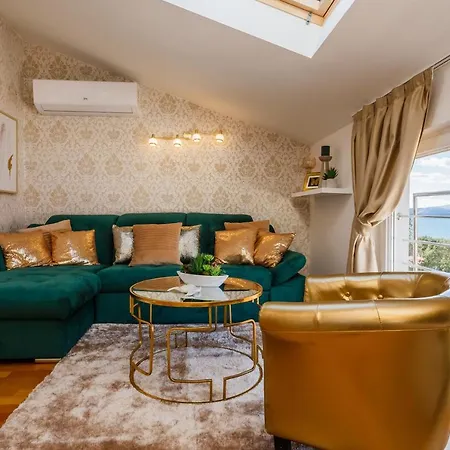 Apartment La Perla *