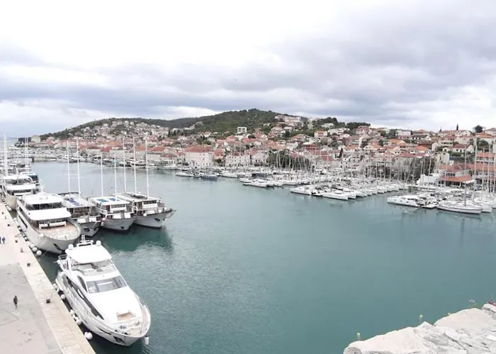 Apartamento La Perla Trogir