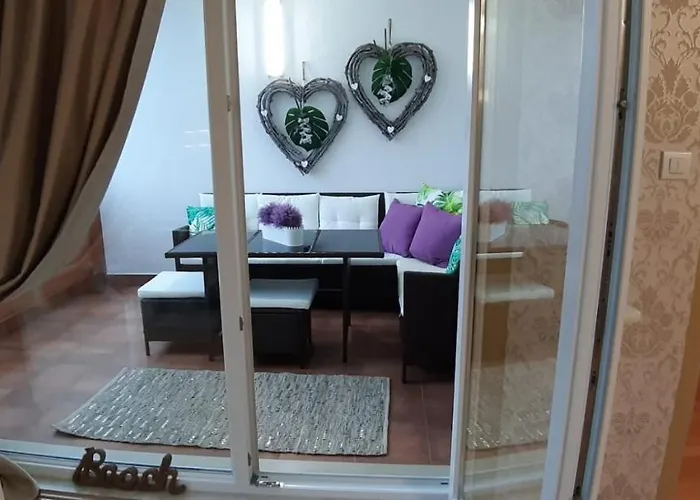 La Perla Appartement *